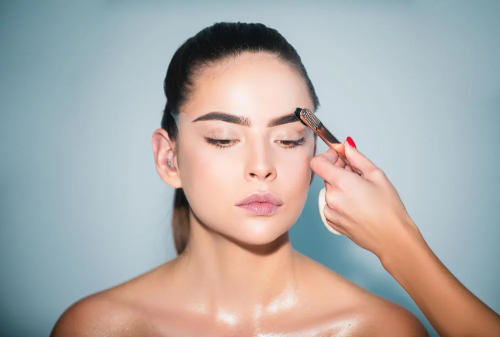 Powder Brows bei Cryss Beauty
